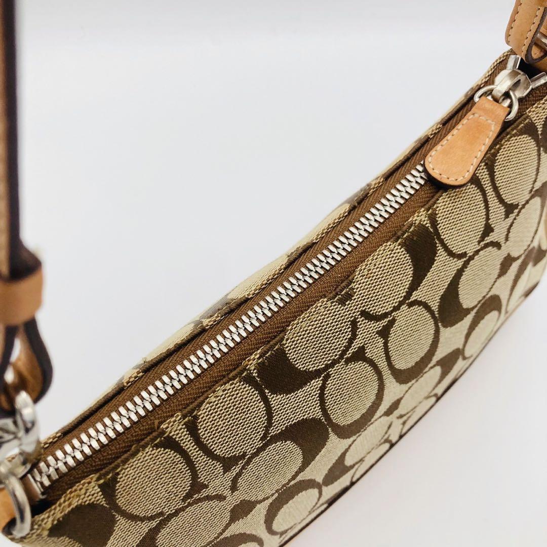 COACH コーチ アクセサリーポーチ ワンショルダー シグネチャー ブラウン