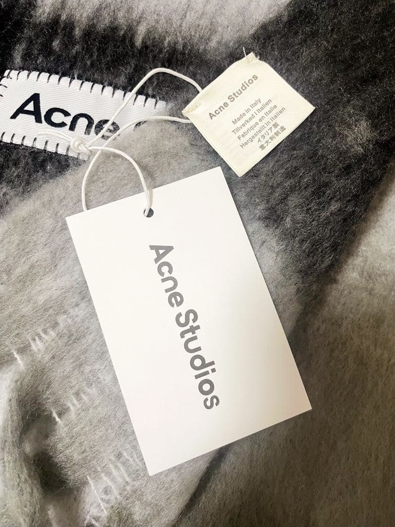 【新品未使用】Acne Studios マフラー