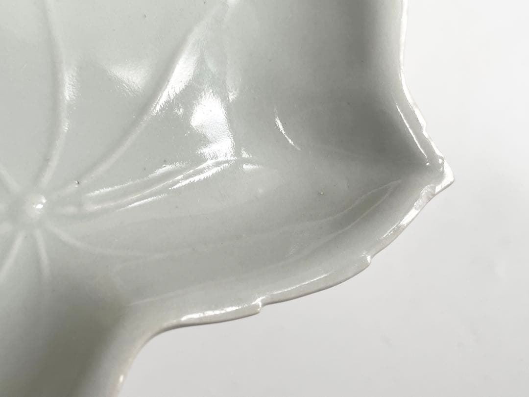 骨董　アンティーク　藍九谷　染付如意雲文楓形皿　変形皿