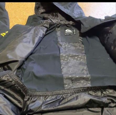 のあ。クイックシルバー スキースノーウェア メンズMサイズブラック