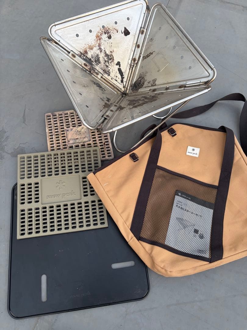 フルpeak焚き火台L炭焼き台LMの両方付きLは未使用収納バッグ付き