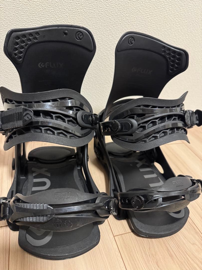 FLUX スノーボード ビンディング D/S ブラック