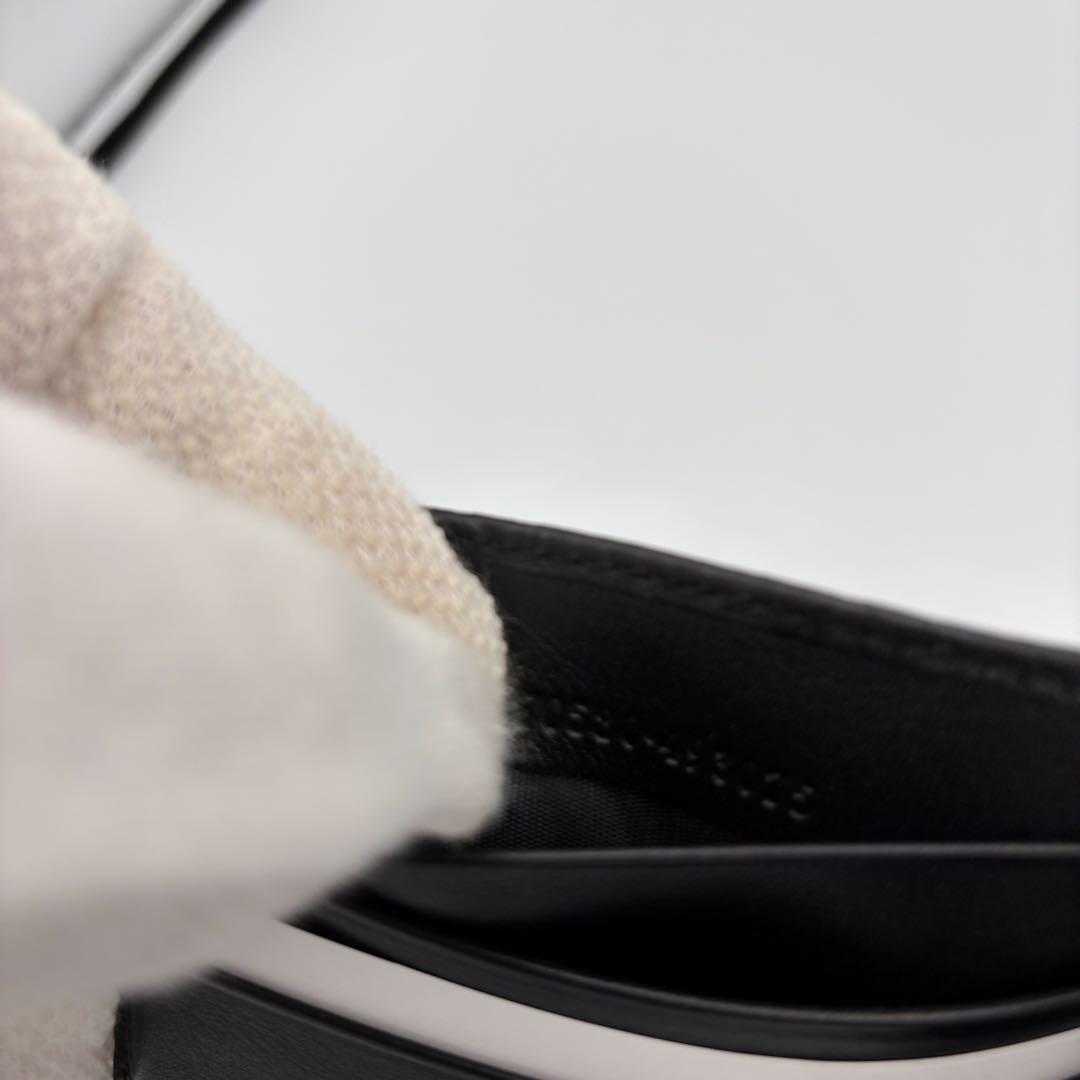 美品　Gucci GGシマ マネークリップ 黒 箱付き