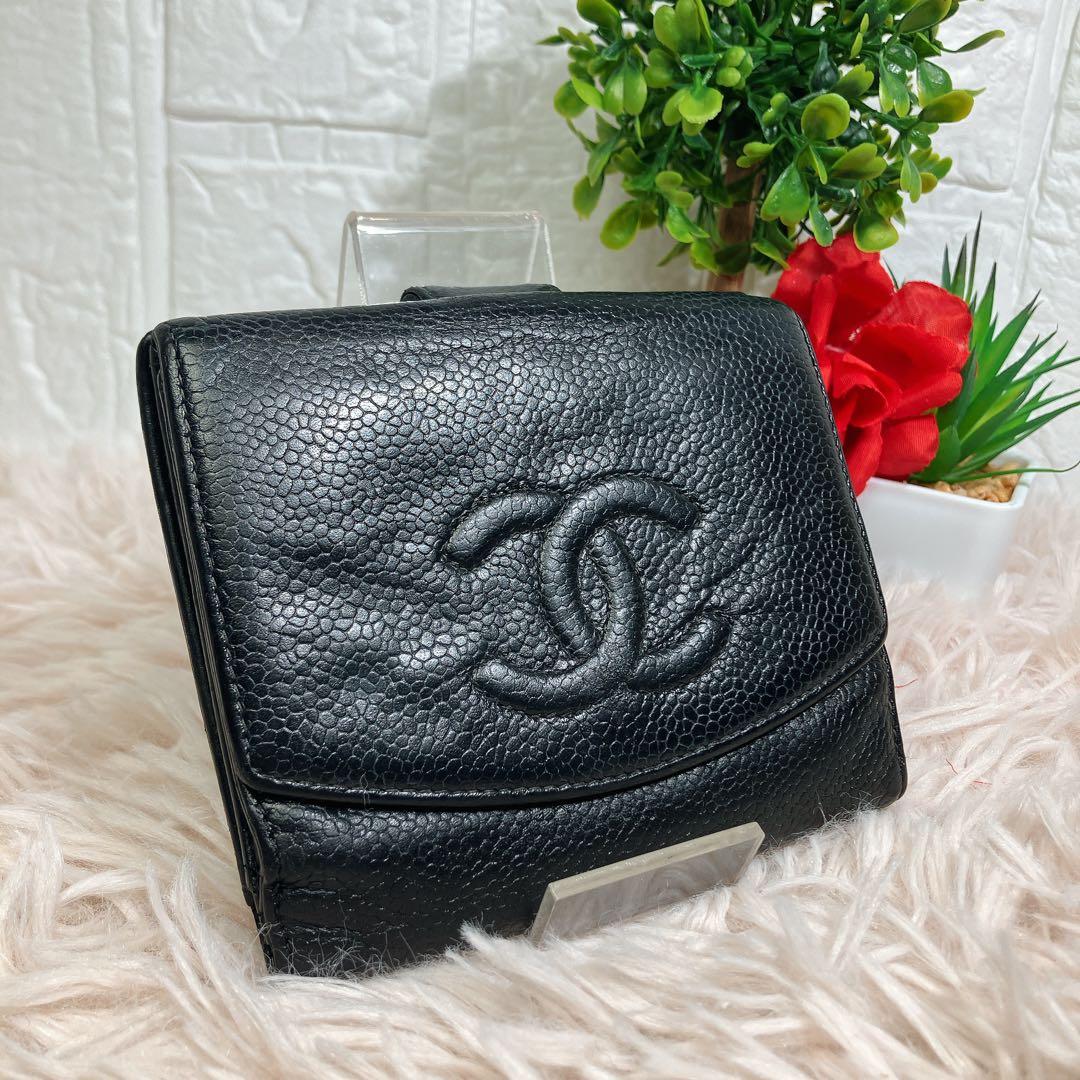 美品 CHANEL 二つ折り財布 ココマーク キャビアスキン レザー Wホック