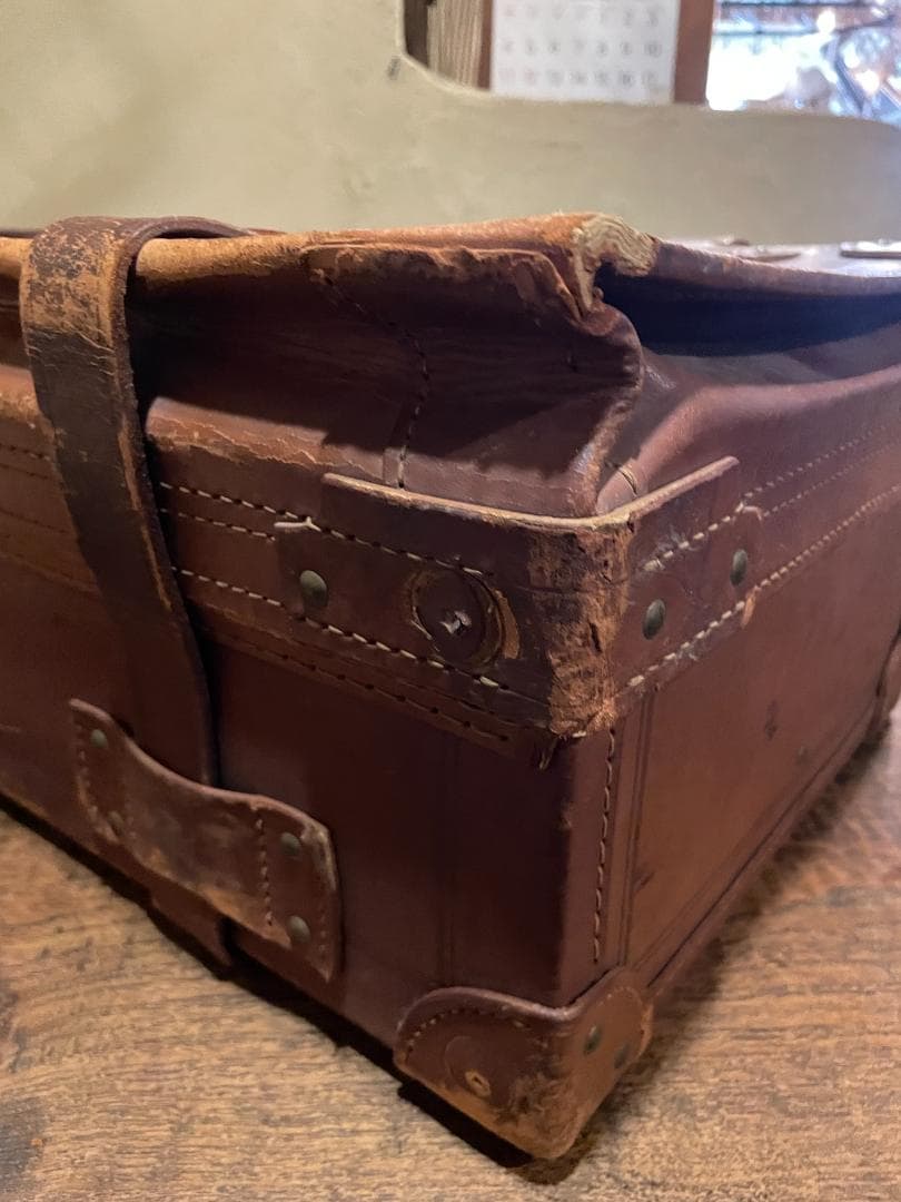 アンティーク レザー トランク 本革 特大 ヌメ革 キャメル キャリー ケース