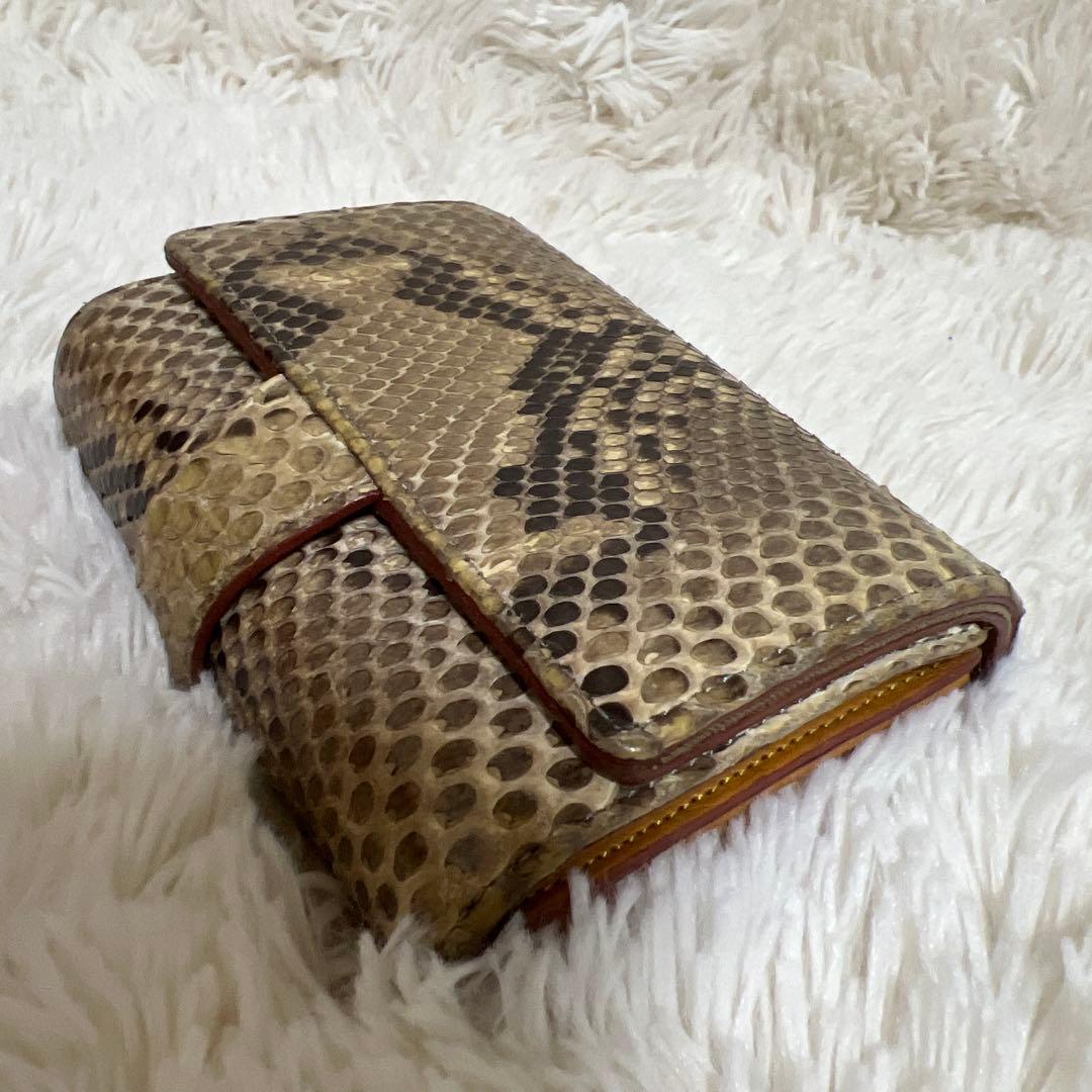 isolaパイソン財布　本革　ジャバラ　コロコロ財布　アイソラ