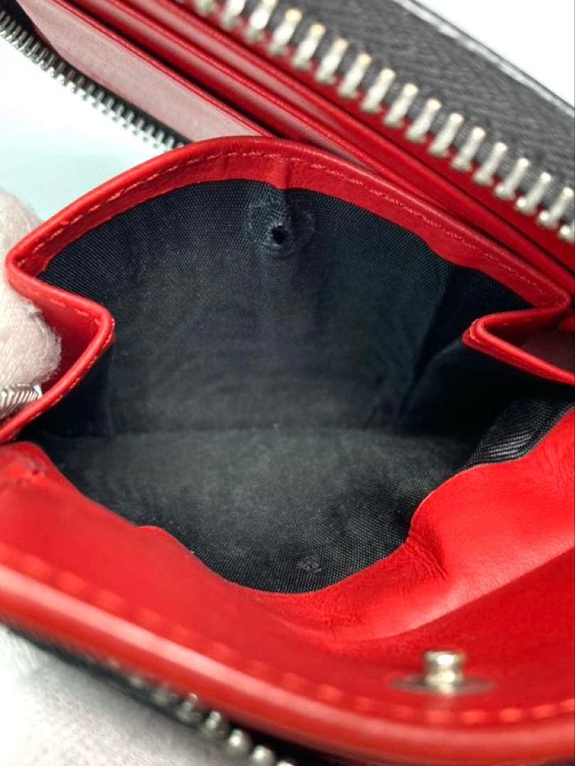 フェンディ　モンスター　バグズ アイ　レザー　ラウンドファスナー　二つ折り財布