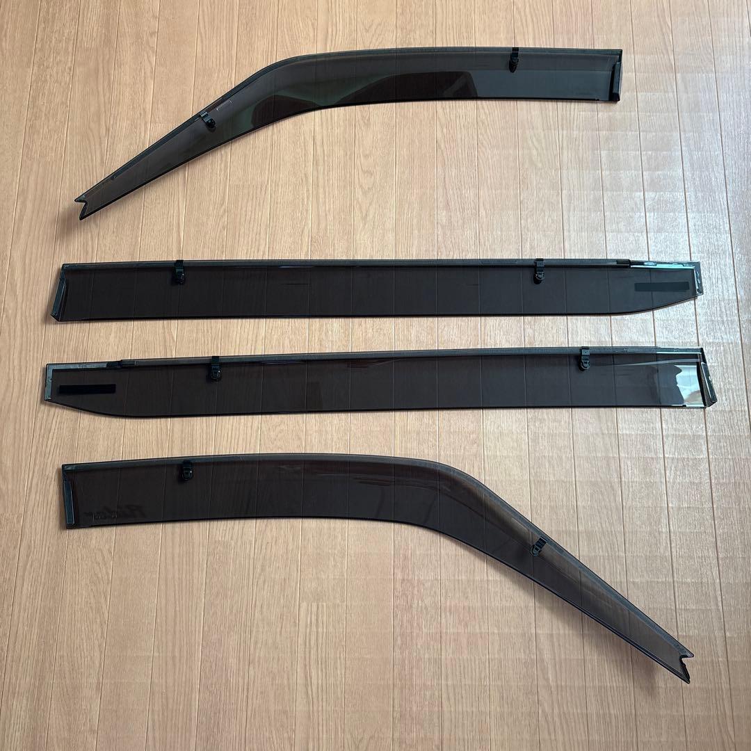 セレナ C27 純正 AUTECHオーテック専用 バイザー エンブレム付