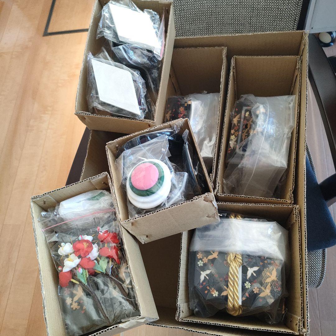 雛道具　雛人形 　木製品 40号　　　舞 (寿) 蒔絵付　(6点セット)未使用品