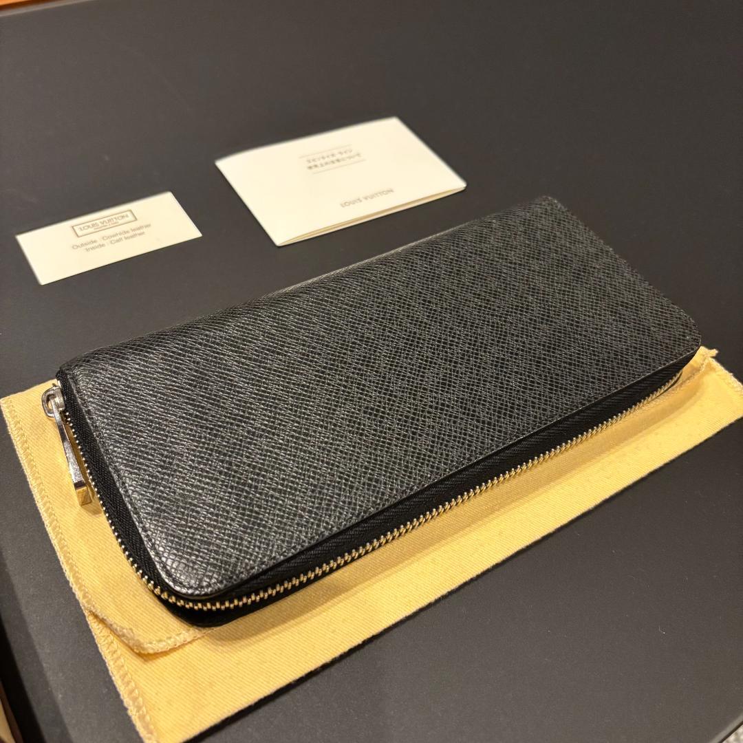 ルイヴィトン（LOUIS VUITTON）、長財布、タイガ、　ジッピー、新品同様