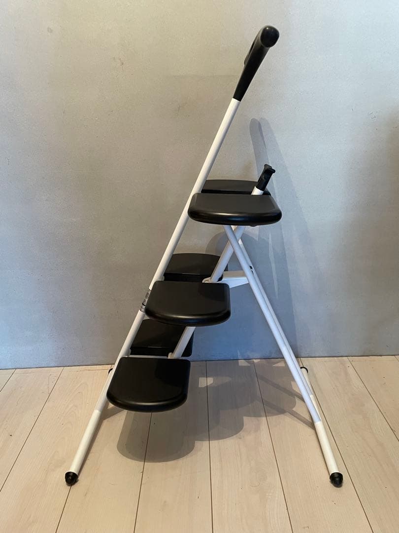 Kartell ティラミス折りたたみステップラダー