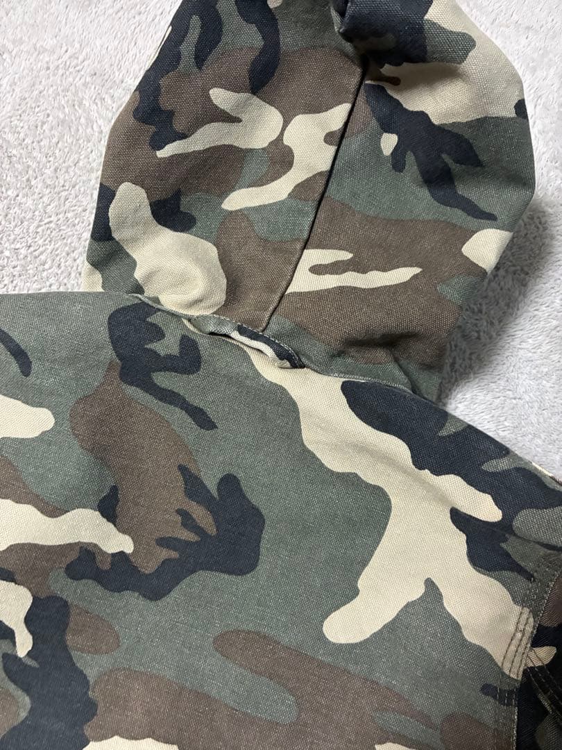 Carhartt フルジップパーカー 迷彩柄 カモフラ柄