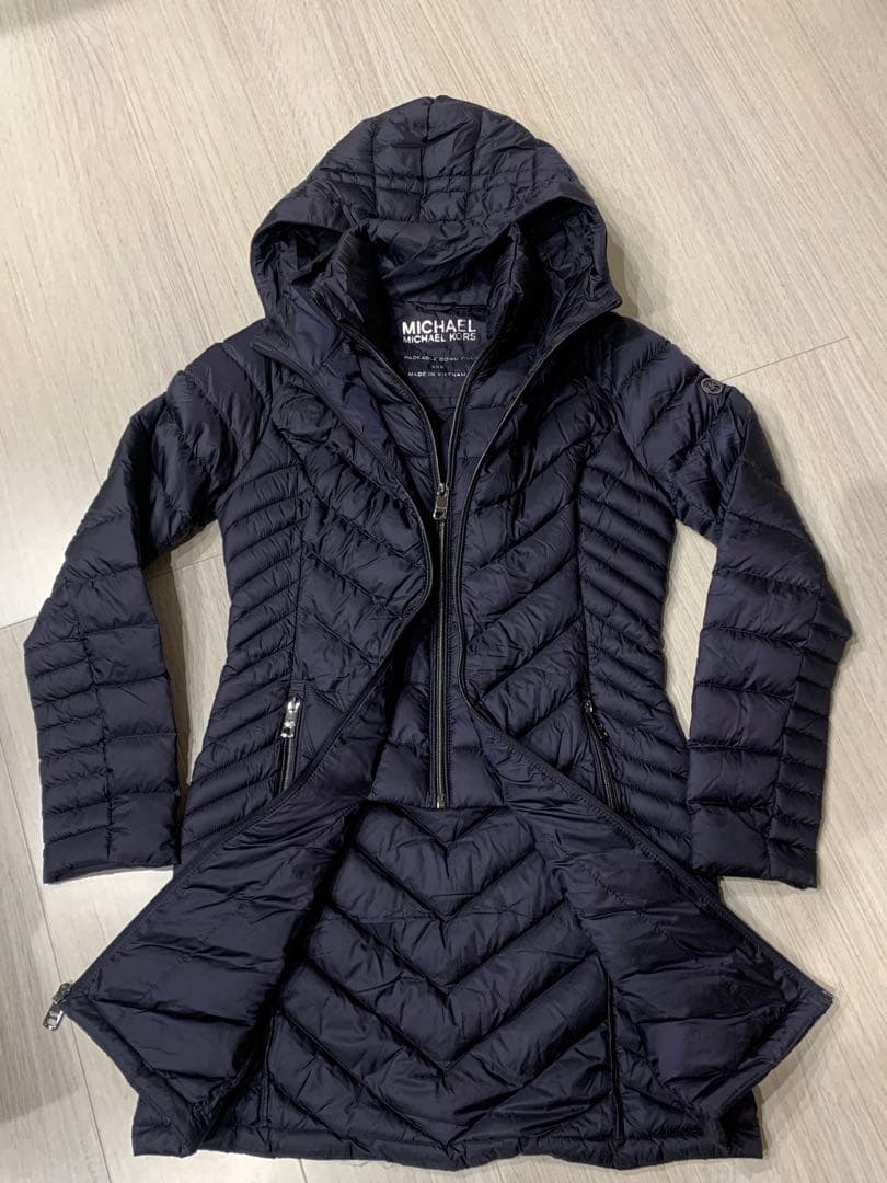 ぽ*ん様 ☆超美品☆MICHAEL KORS ダウンジャケット