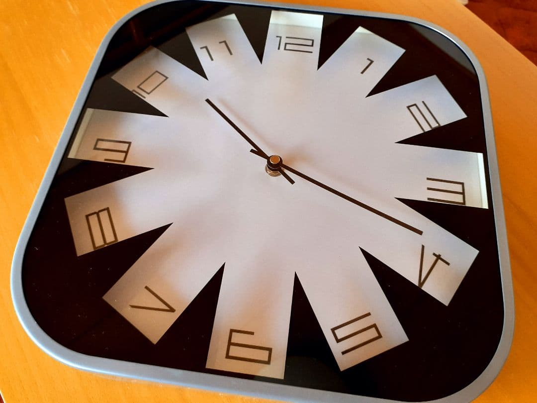 IKEA　掛け時計　ポストモダン　スペースエイジ　OLD IKEA　廃盤
