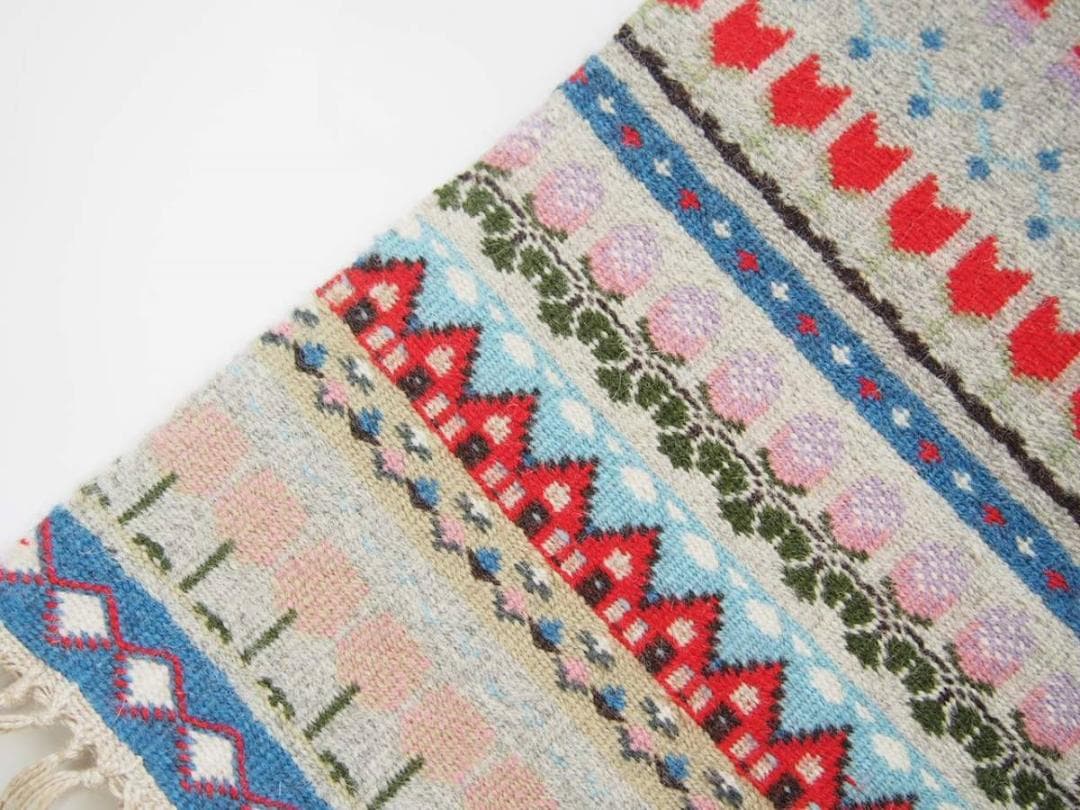 北欧ヴィンテージ★手織りブンデンローゼンゴング織りタペストリー赤い家チューリップ