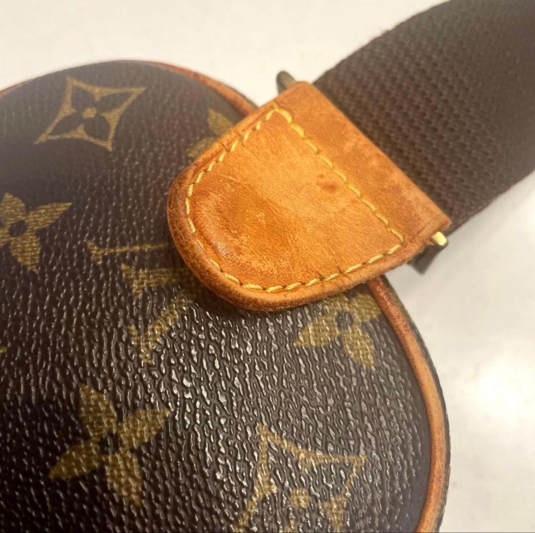 LOUIS VUITTONボディバッグ　斜め掛けバック　ガンジュ　ルイヴィトン
