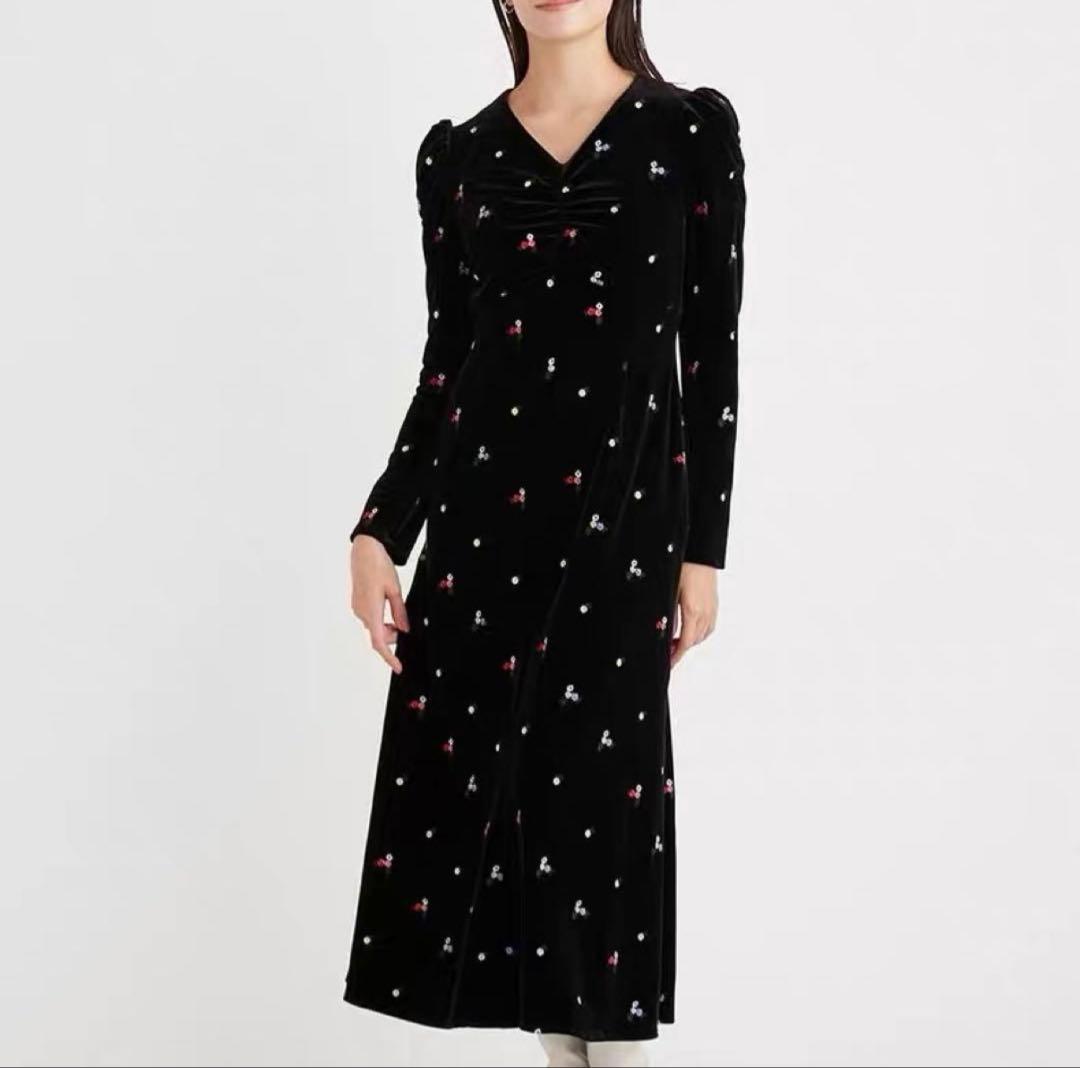 花柄刺繍ベロアワンピース セルフォード ベロアワンピース