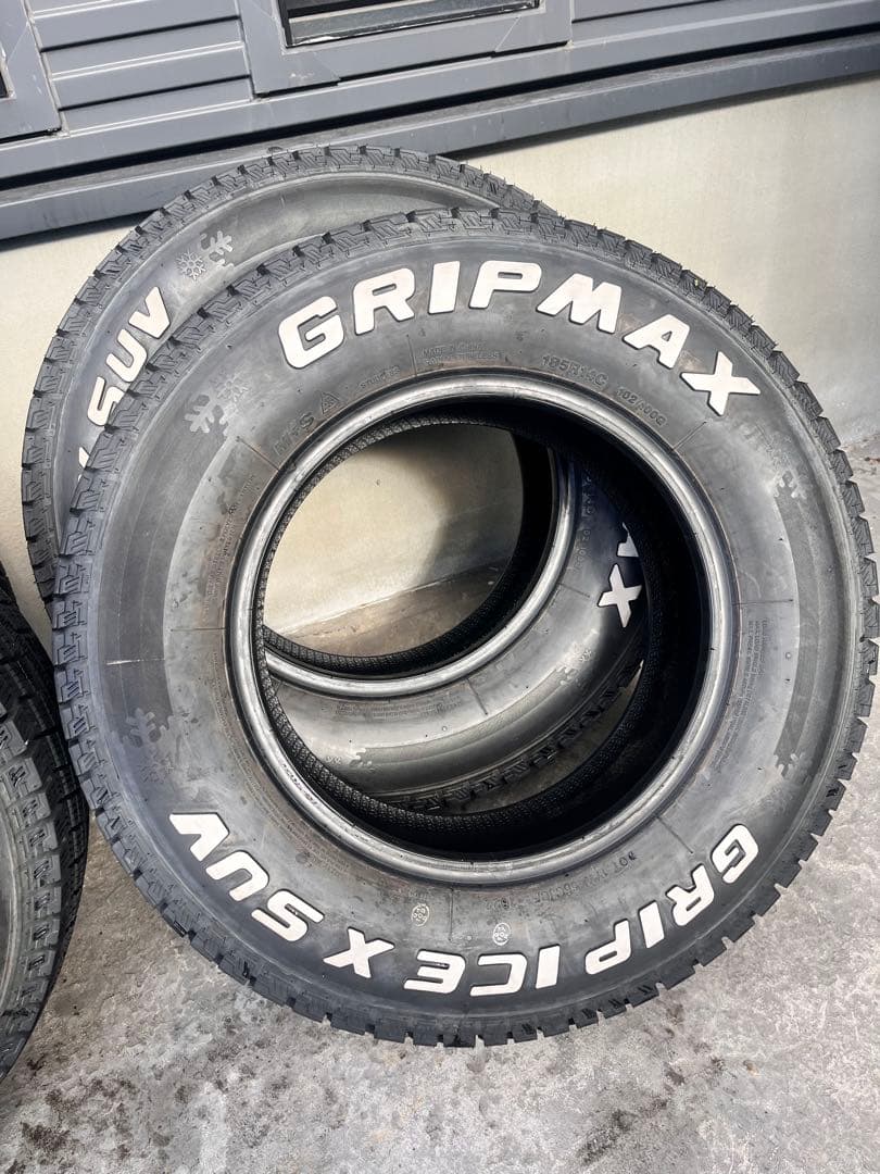 GRIPMAX GRIP ICE X SUV 185/80R14 4本➕チェーン