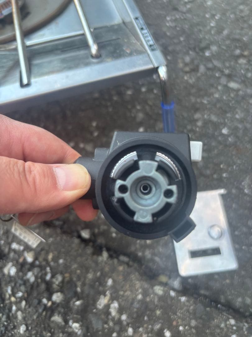 スノーピーク　フラットバーナー　CB缶つけられます