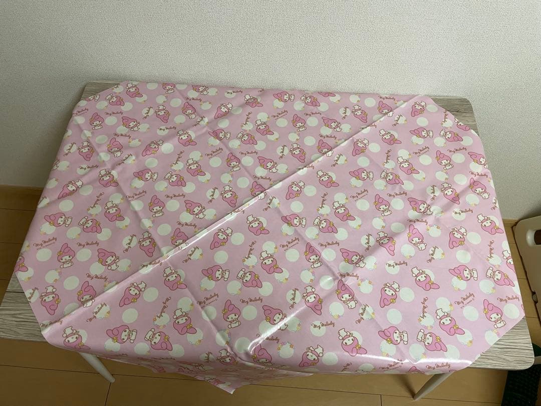 マイメロディ　マイメロ　テーブルクロス　ビニールクロス　大判　ピンク