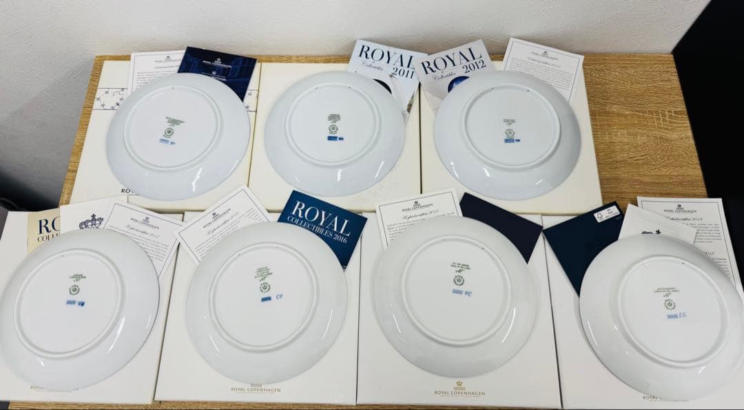 ロイヤルコペンハーゲン　イヤープレート　7枚セット