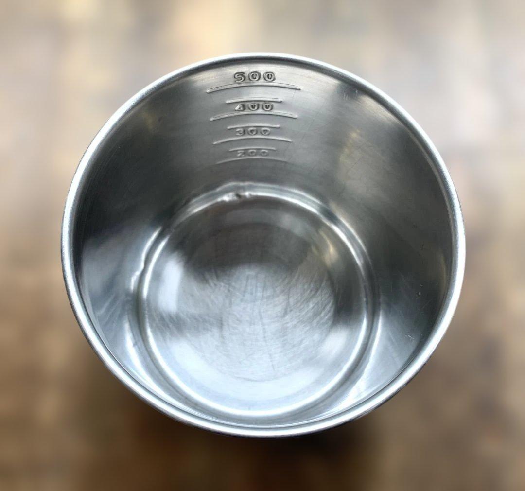 ステンレス製 キッチンポット1個＋軽量カップ 2ℓ×3・1ℓ×1・500ml×2