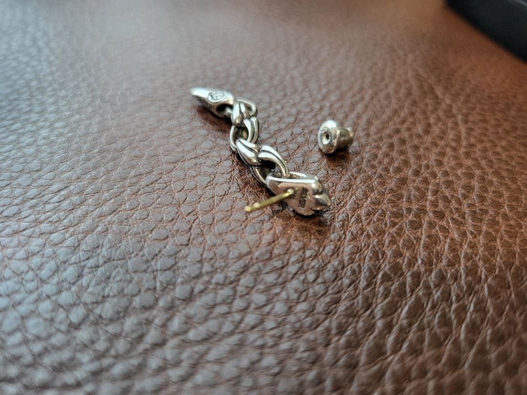 ブラッディマリー　Bloody Mary　ピアス　Dark　ダーク　ダイヤモンド