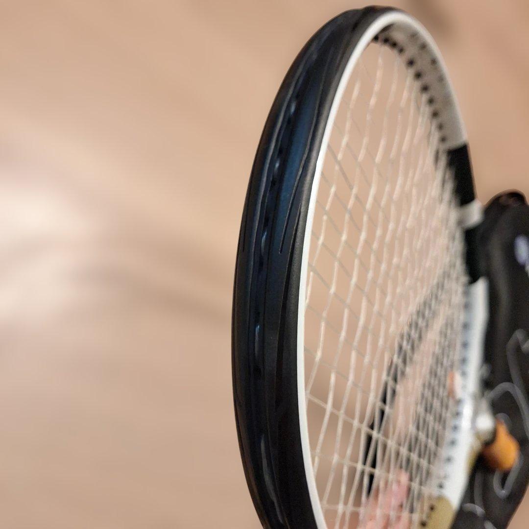 【美品】バボラBabolat　ピュアドライブ　ウィンブルドンモデル　285g