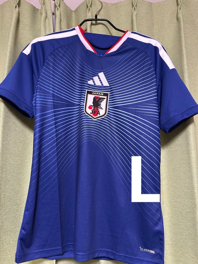 き*い様 【新品タグ付】サッカー 日本代表 2026 ホーム ユニフォーム L