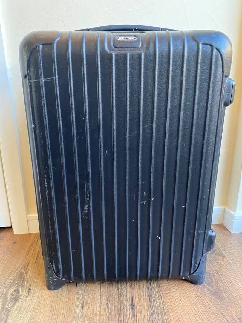 RIMOWA ブラック キャリーケース