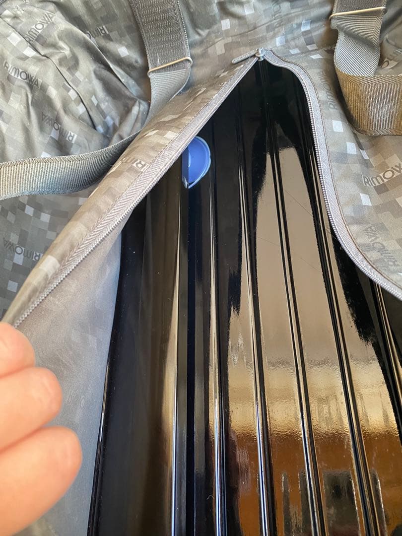 RIMOWA ブラック キャリーケース