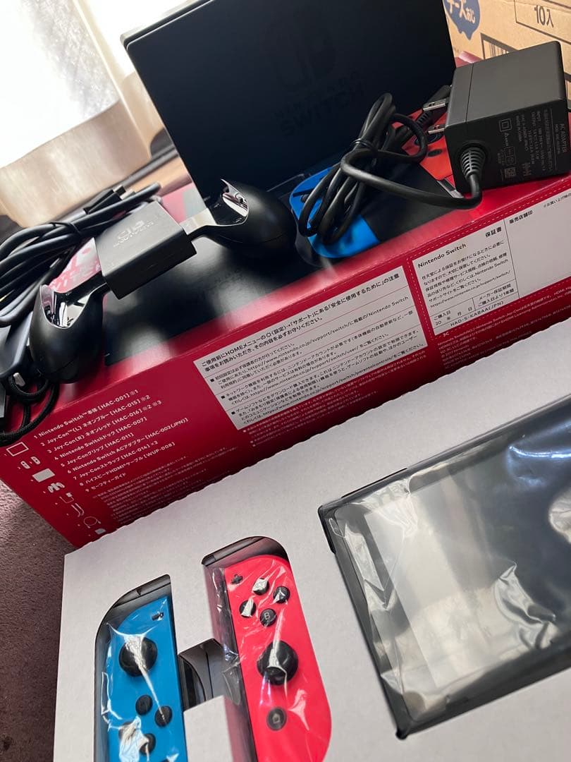 ♡*♡様 Nintendo Switch 本体 赤/青 Joy-Con付き