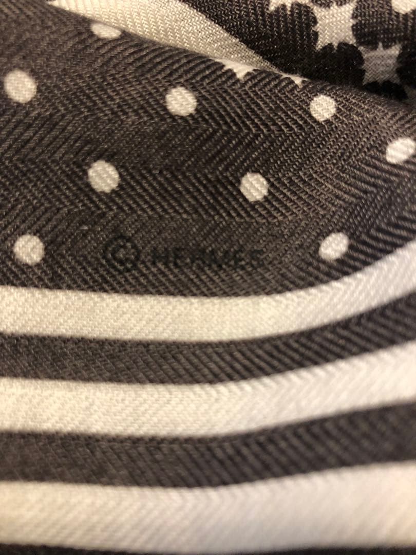 あくび　新品未使用エルメス　カレジェアン 馬着 カシミヤシルク