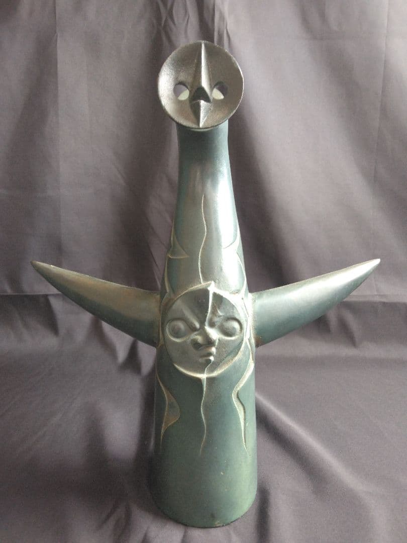 岡本太郎さん　太陽の塔　ブロンズ色　台座付き