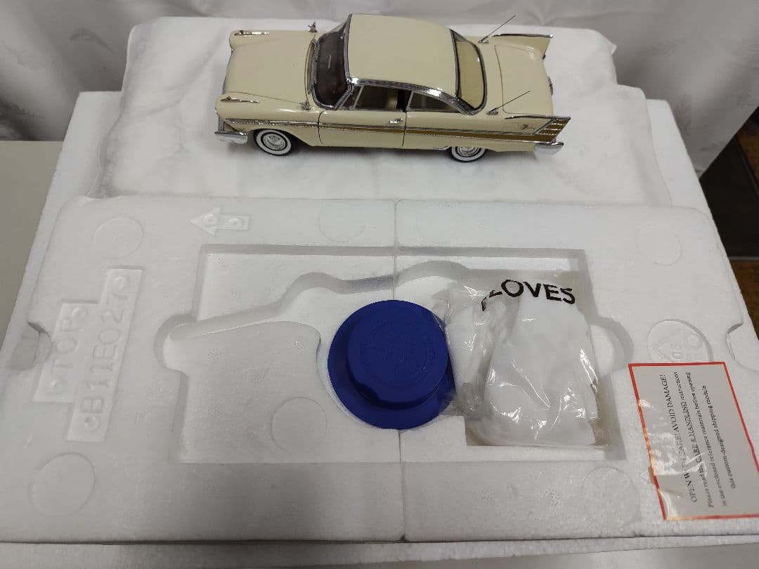 フランクリンミント　1957 1/24 プリムスフューリー　美品