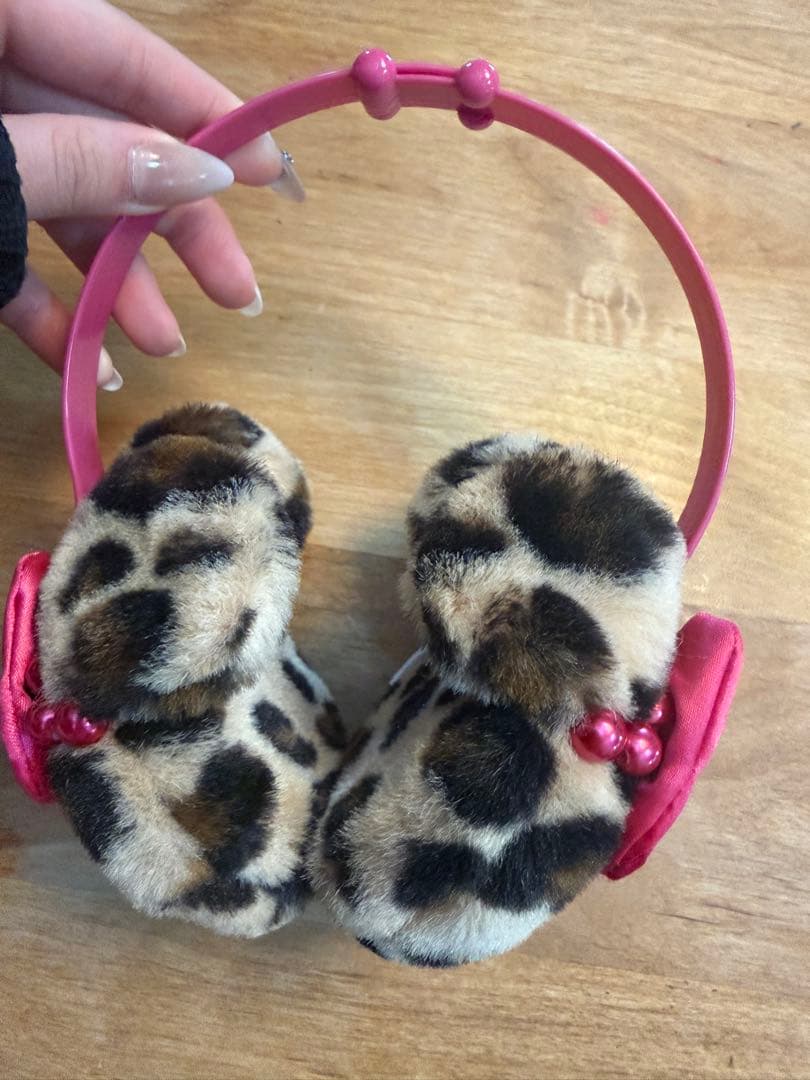 ディズニーヒョウ柄イヤーマフ耳あて　ミニー