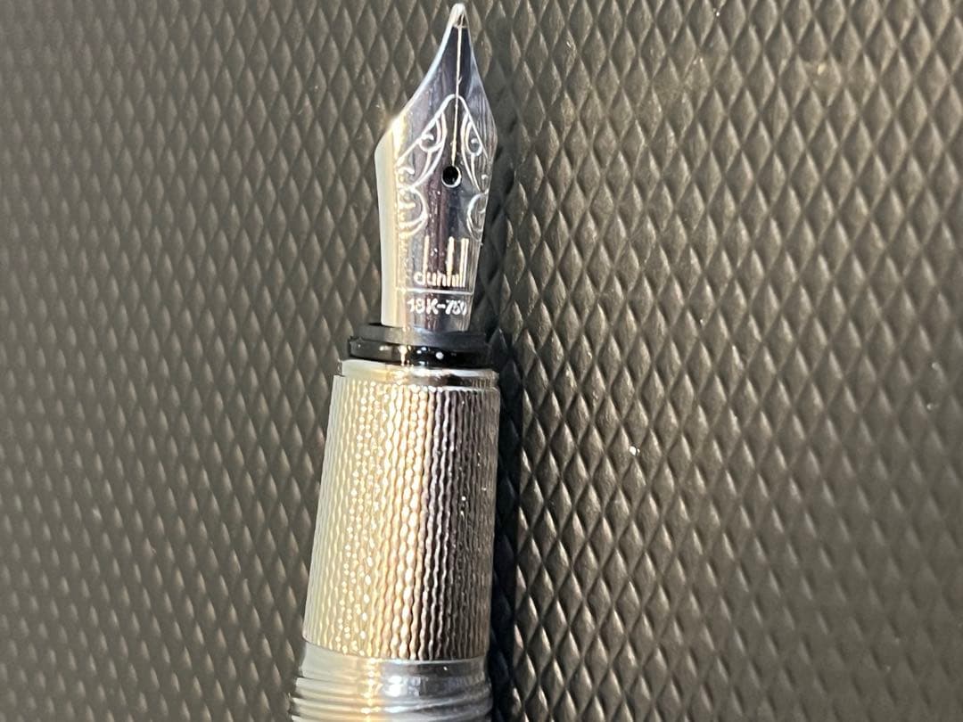 ダンヒル 18K 750 シルバー万年筆、インクコンバーター箱付き