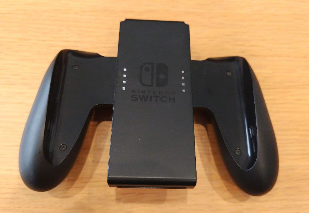 Nintendo Switch 本体 ピンク／緑