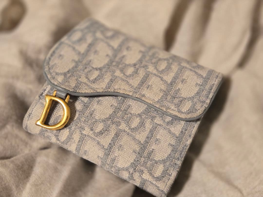 【美品】Dior Saddle Lotus ウォレット（グレー）