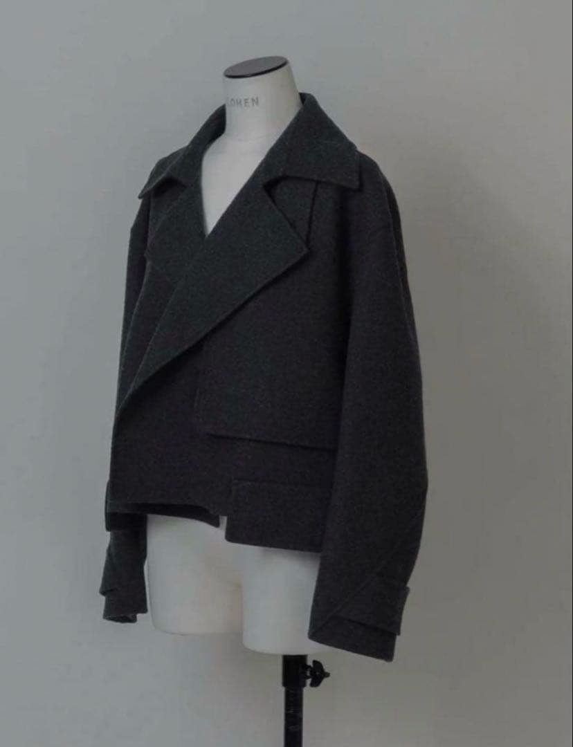 LOHEN ローヘン ショートトレンチリバーコート チャコール