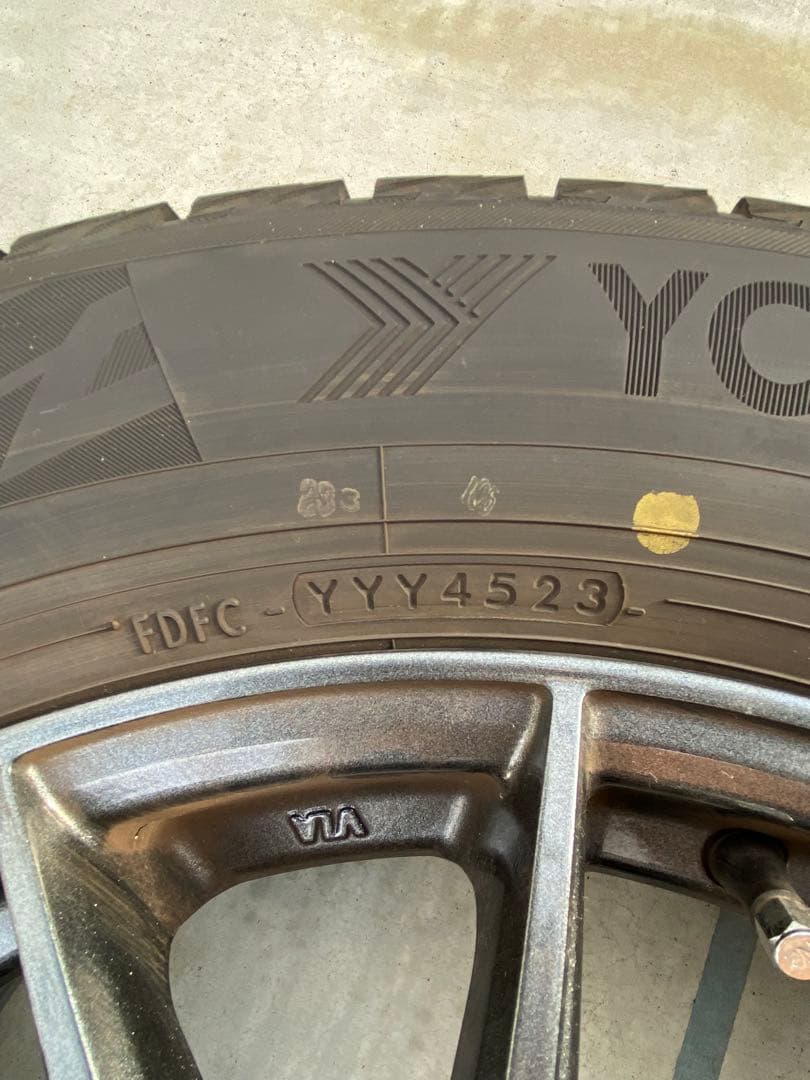 ★超美品 YOKOHAMA iceGuard225/60/R17スタッドレス4本