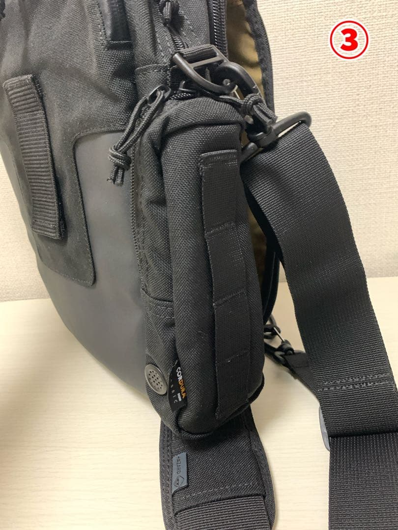 HAZARD4 （ハザード４）KATO(カト) メッセンジャーバッグ　ブラック