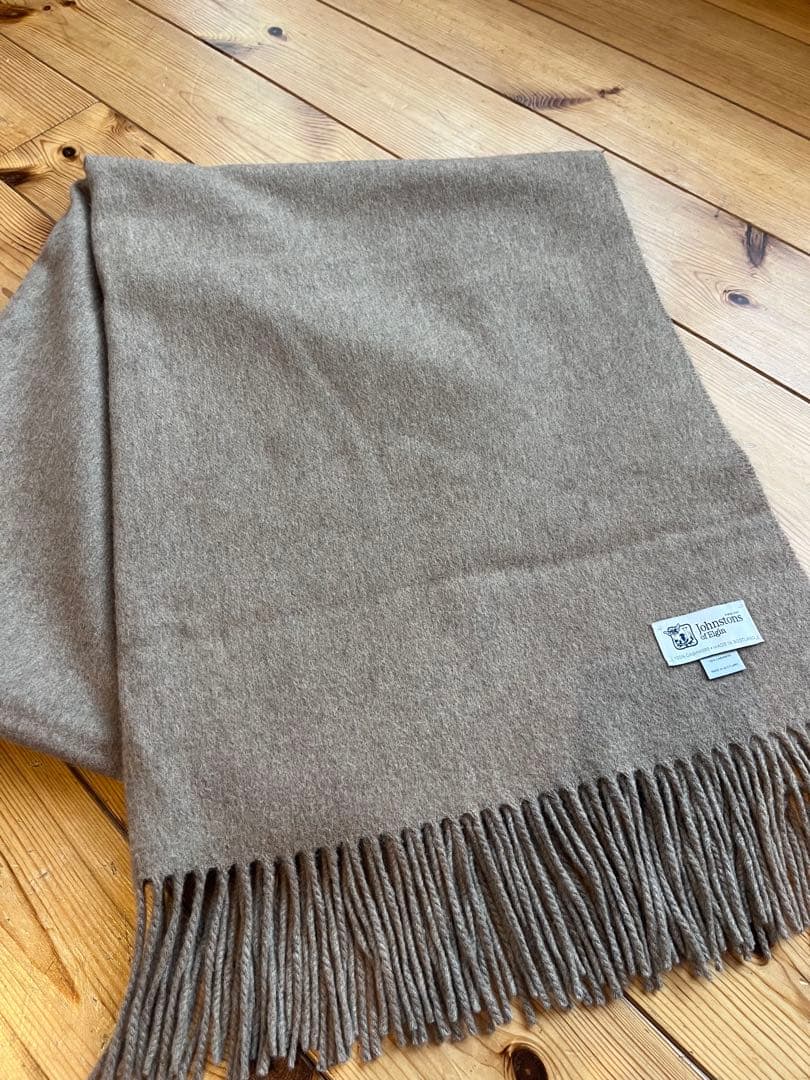 ジョンストンズ　カシミア100% 大判ストール