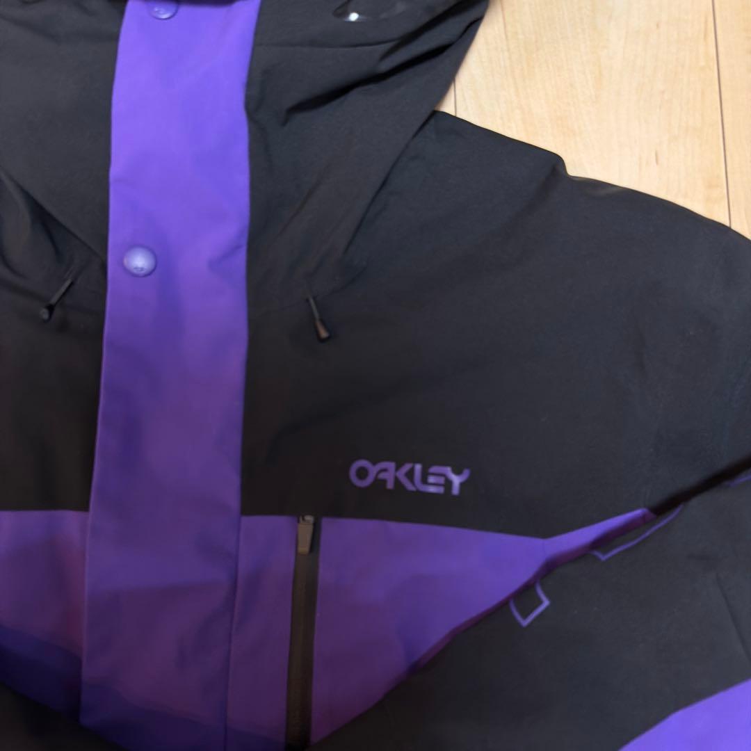 美品✨オークリーTNP シェル ジャケット　値下げしました