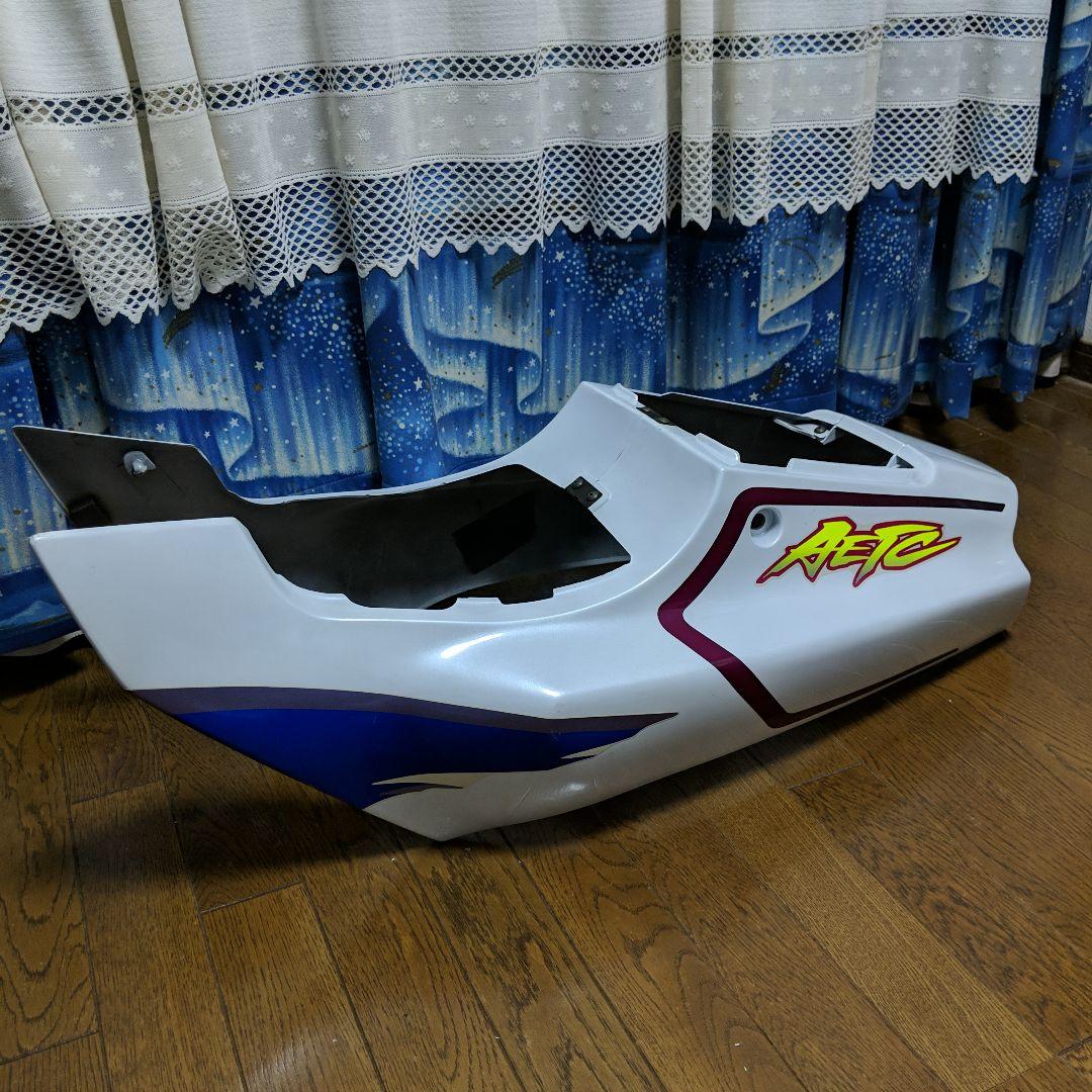 ちわわ　RGV125ガンマ（NF13A）シートカウル