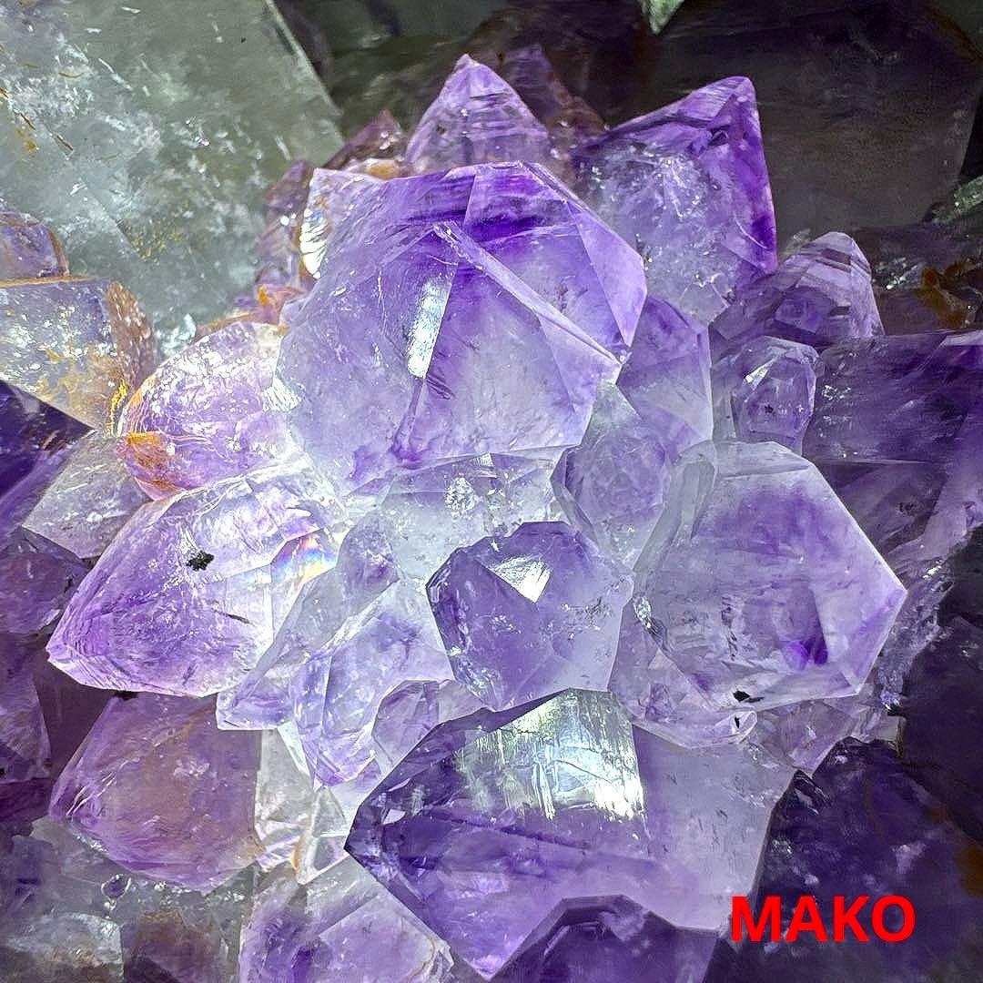 M1778☆アメジストドーム2.6Kg☆ウルグアイ産☆天然石☆N50901-B