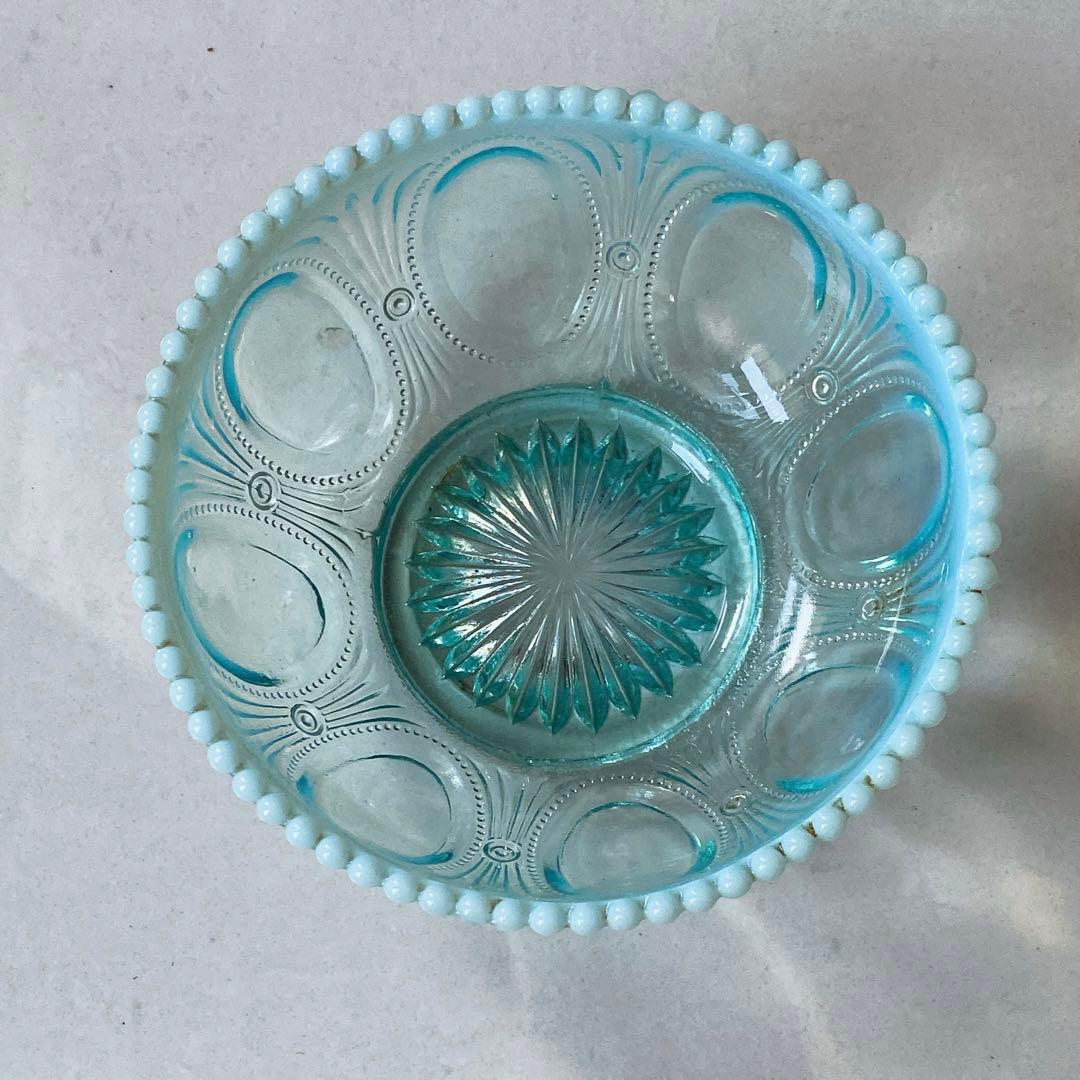 大正−昭和　和ガラス　昭和ガラス　乳白色　青乳白色　大