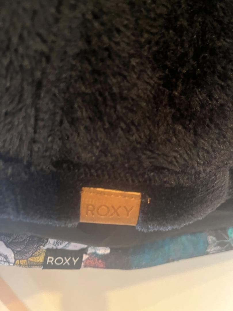 o*3様 【未使用品】ROXY スノーボードウェア　スキーウェア上のみ　ウエアー