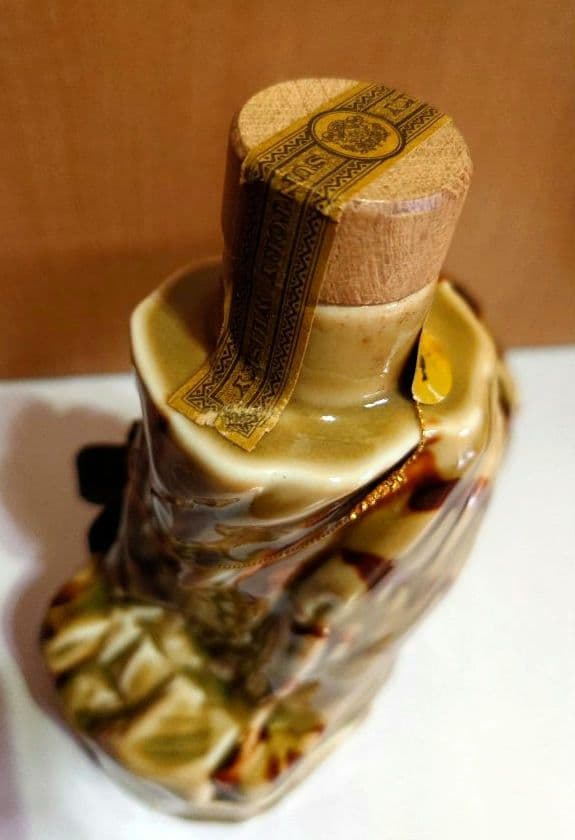 【 サントリーオールド 特級 干支寅ボトル 700ml 未開栓 】