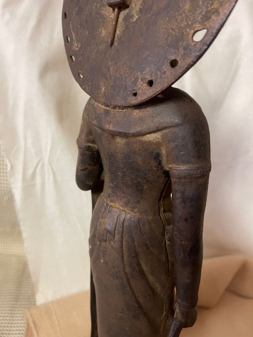 観音菩薩像　鉄工芸　アンティーク